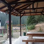 Edelweiss Mountain - Stream & Pool, Apartment Pamporovo