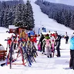 Edelweiss Mountain - Stream & Pool, Apartment Pamporovo
