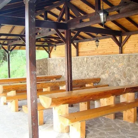 Edelweiss Mountain - Stream & Pool, Apartment Pamporovo